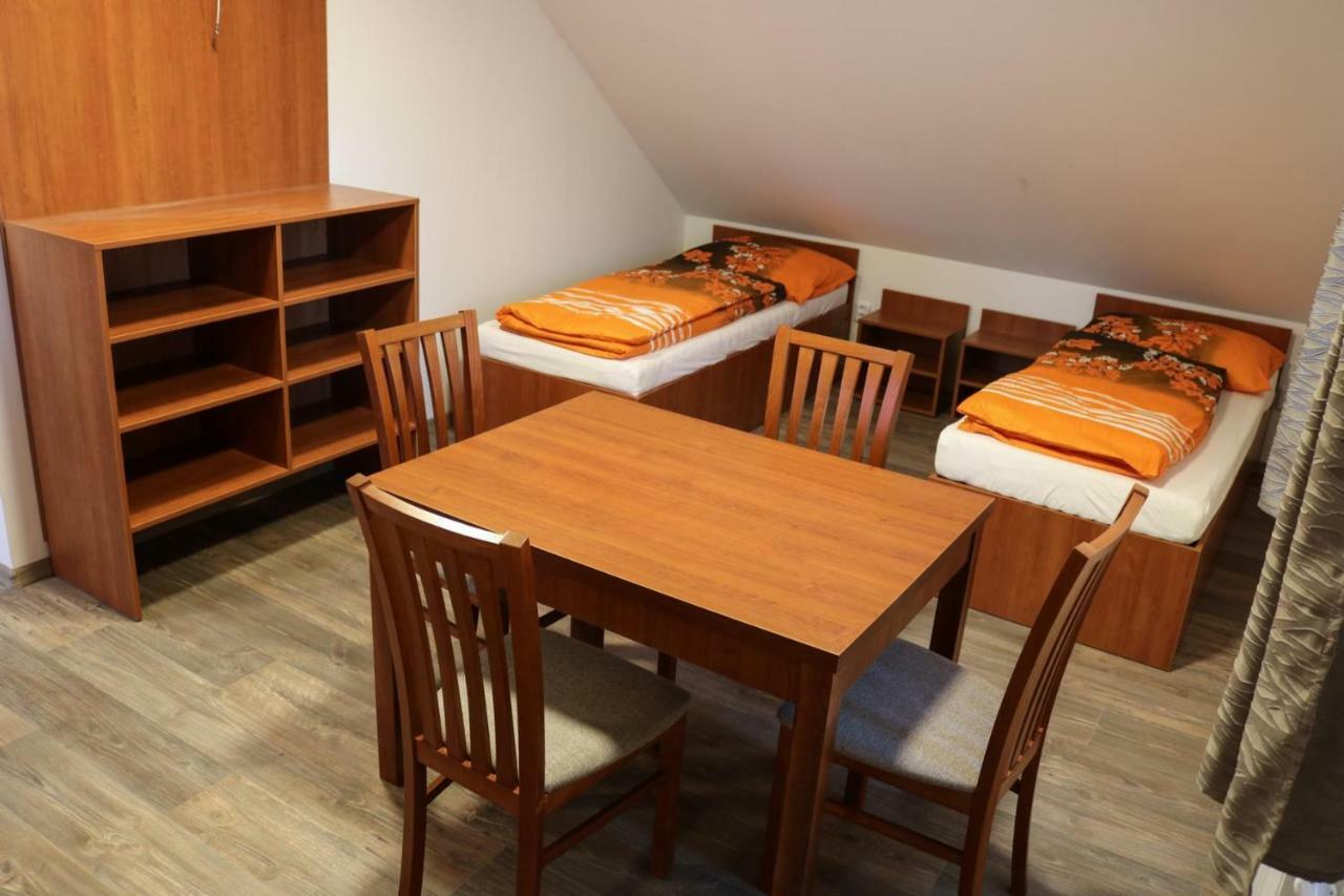 Ubytování Na prženských pasekách Mikuluvka Esterno foto
